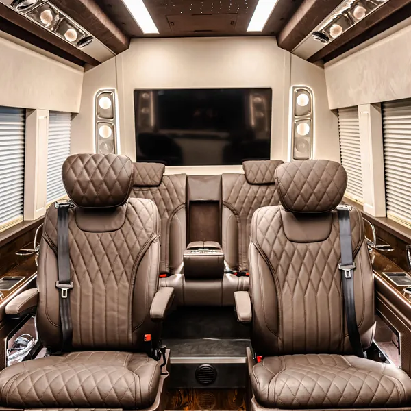 Monarch Velvet V-Class Middle